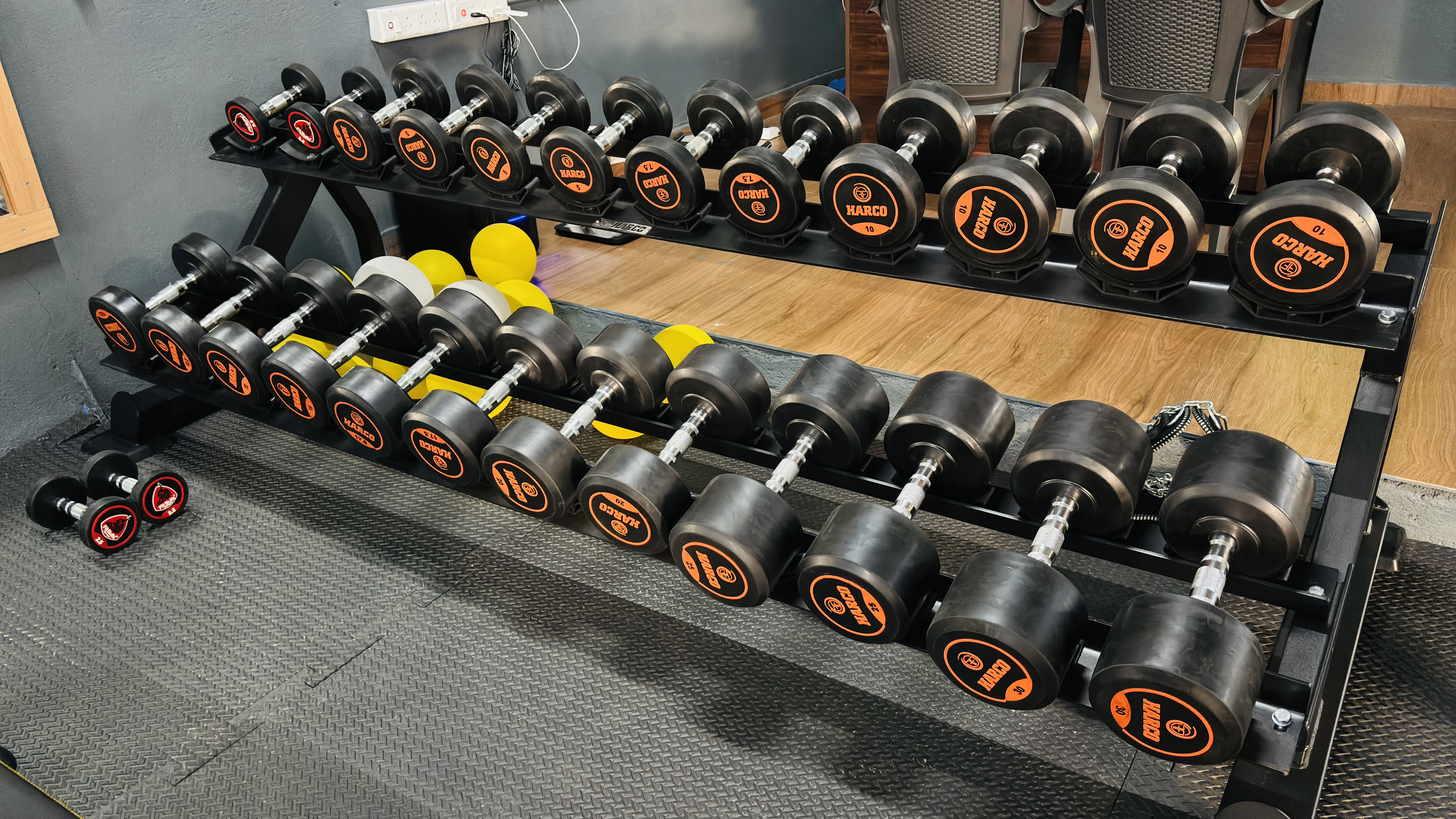 Weight training area Eachanari gym